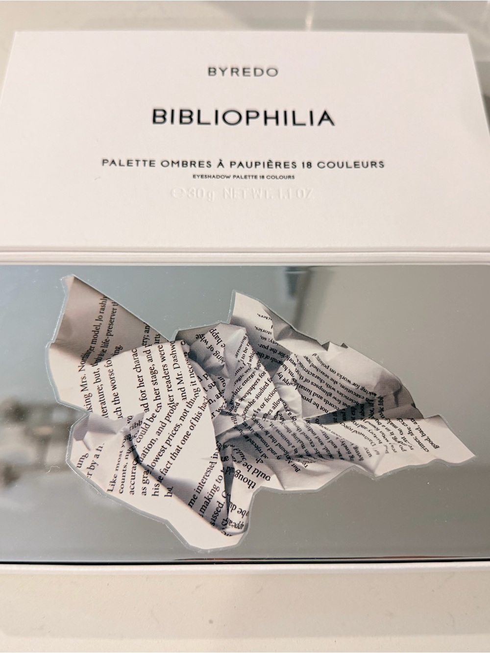 Byredo Bibliophilia Eyeshadow Palette - White & Silver Mirror Detail